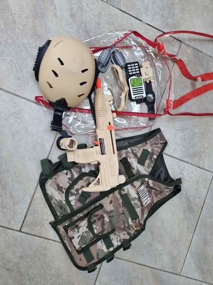 Photo of free Military toy set (EN6) #1