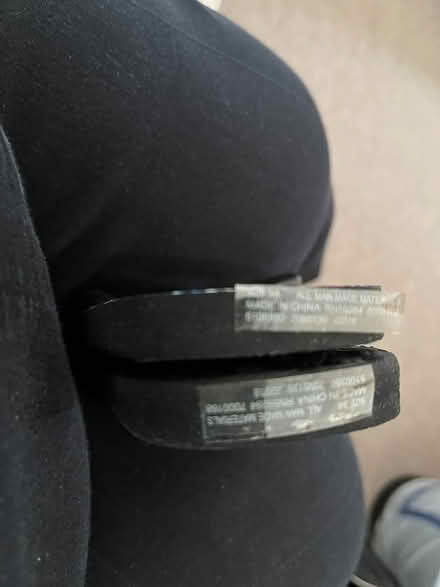 Photo of free Children’s Place flip flops (Westminster) #3