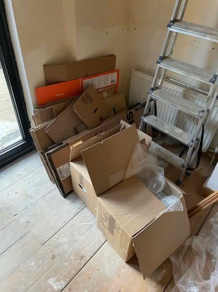 Photo of free Moving Boxes and Bubble Wrap (Hackney E9) #1