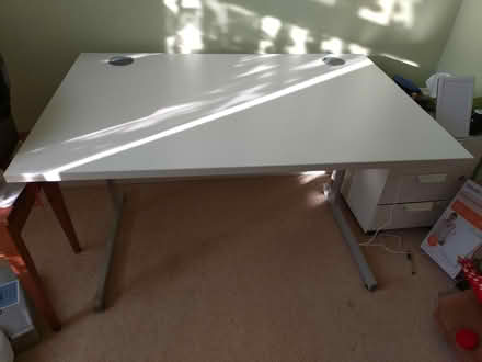 Photo of free Office style desk (Wavertree L18) #2