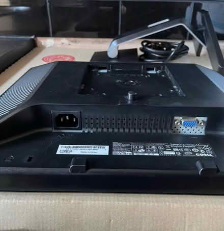 Photo of free Dell 17 inch Monitor (Collier Row RM1) #3