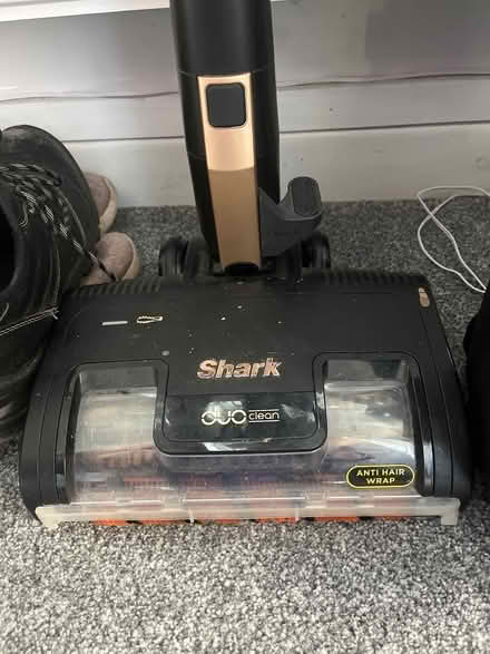 Photo of free Shark Vacuum (Berriew SY21) #3