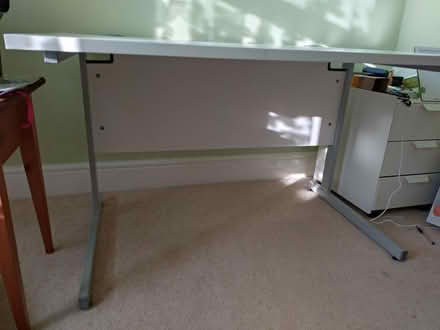 Photo of free Office style desk (Wavertree L18) #1
