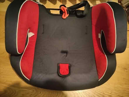 Photo of free child's car seat (Phibsboro) #1