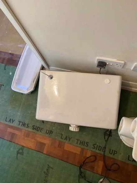 Photo of free Pedestal sink and toilet plus taps (St Albans AL3) #1