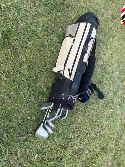 Photo of free Ladies Golf Clubs & Bag (Chessington / Kingston KT9) #2