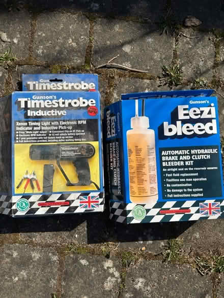 Photo of free Strobe gun and brake bleeding kit (Ardingly) #1