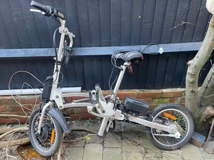 Photo of free Broken electric bike (SL6 Boyn Hill) #1