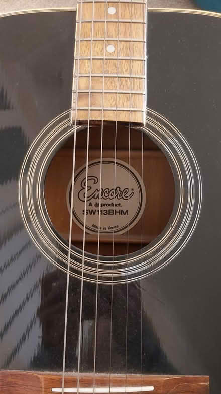 Photo of free Acoustic Guitar (Glenfield, LE3) #2