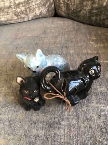 Photo of free Cat ornaments (Loughton IG10) #1