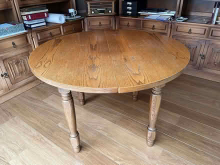 Photo of free Extending Dining Table and 4 Chairs (Trowbridge BA14) #2