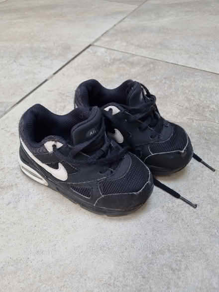 Photo of free Toddler Nikes (EN6) #1