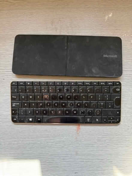 Photo of free Microsoft wireless keyboard (Sharnbrook) #3