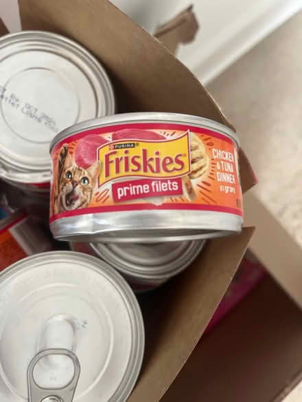 Photo of free Purina Friskies 120 variety cans (Bailey’s Crossroads) #2