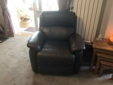 Photo of free Settee Suite (Poole BH17) #4