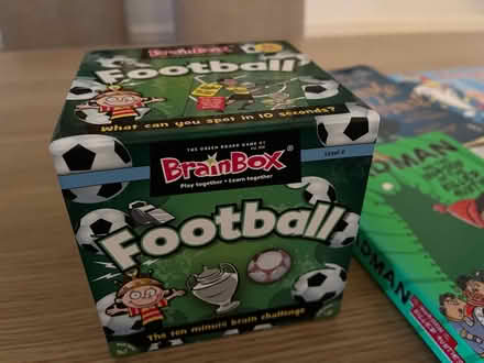 Photo of free Random books and football quiz (N13) #2