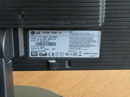 Photo of free LG computer Monitor (Howe Green CM2) #3