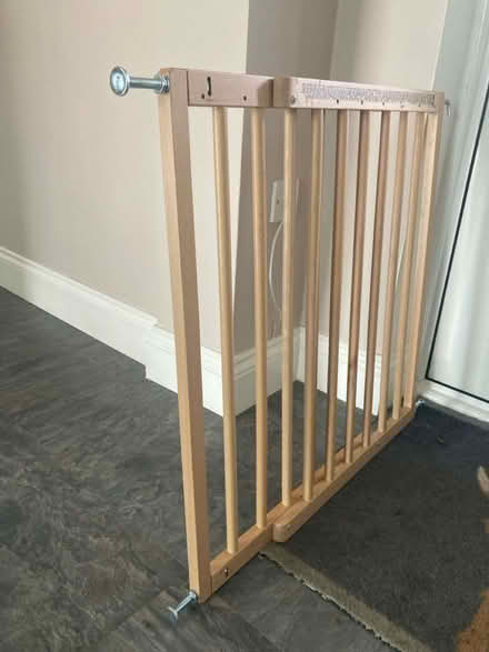 Photo of free Baby Dan Baby Gate - no fixings (Purley) #1