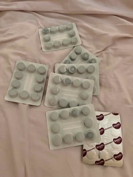 Photo of free Pregnancy vitamin (Cr7 8lw) #1