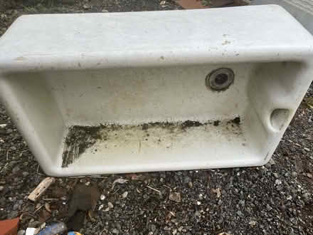 Photo of free Old Belfast Sink (Black Park LL14) #3