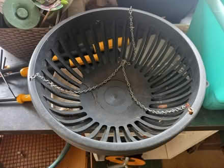 Photo of free Hanging basket (CV10) #1