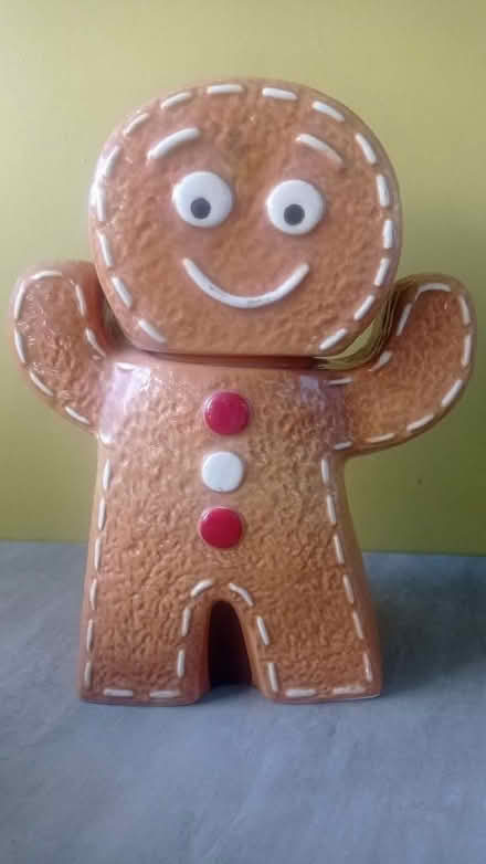 Photo of free Gingerbread man biscuit tin (Fairfield LA1) #1