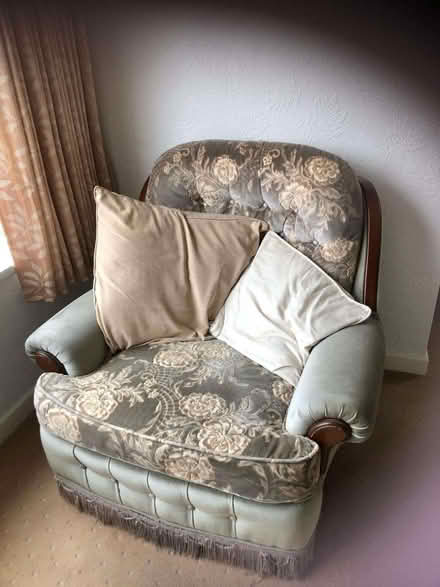 Photo of free 3-piece suite (Spital CH63) #4