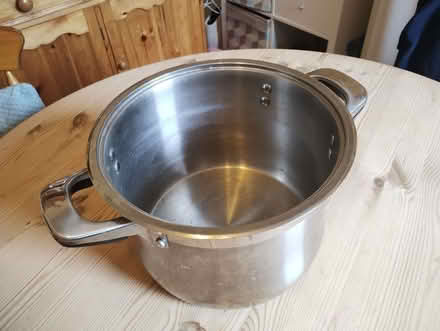 Photo of free Cooking pot (Brockley SE4) #1