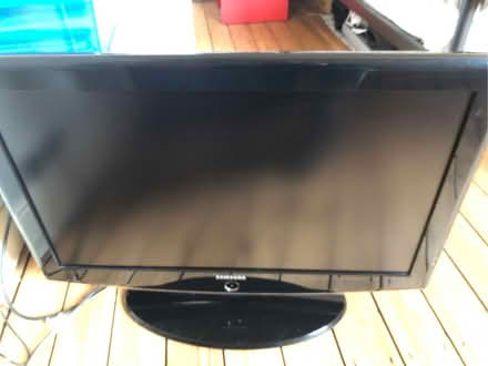 Photo of free Samsung 32” LCD TV (Little Chester DE1) #1