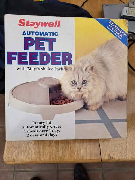 Photo of free Automatic cat feeder (Chipping Norton OX7) #1