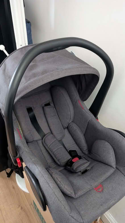 Photo of free Car Seat, Mirror & Potty (Mill Hill, The Hale HA8) #2