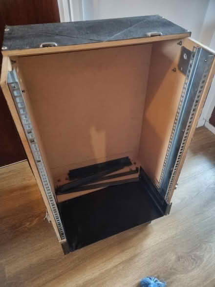 Photo of free 19 inch rack mount Gig Box Home Made (Pitstone LU7) #2