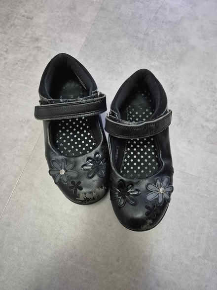 Photo of free School girls shoes (UB5 Northolt) #1
