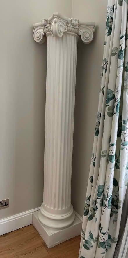 Photo of free Pair of White Plaster Columns (London SE19) #3