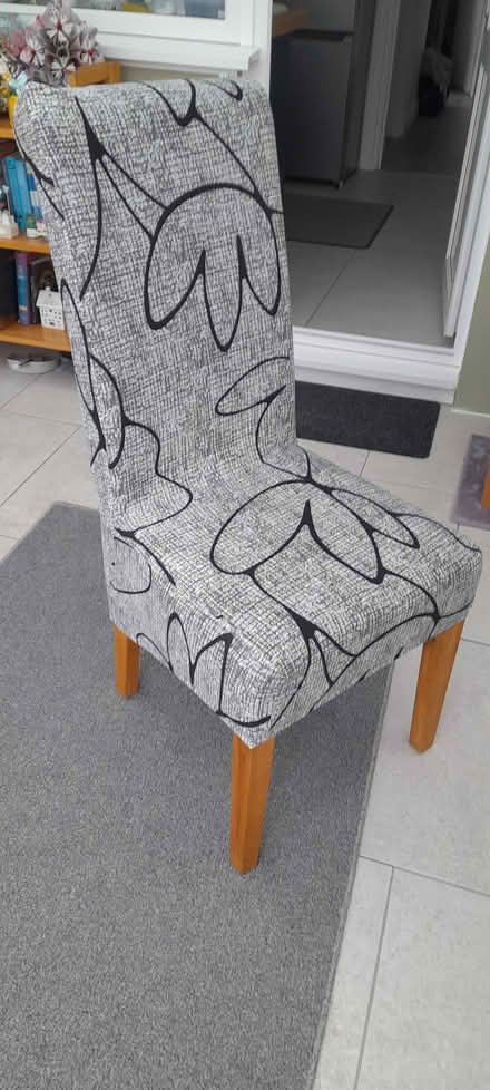 Photo of free 4 Dinning room chairs (Rochford, SS4 1TW) #1