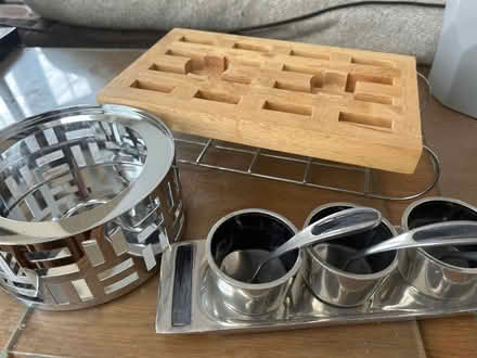 Photo of free Food warmers and chutney tray (St brides major CF32) #1