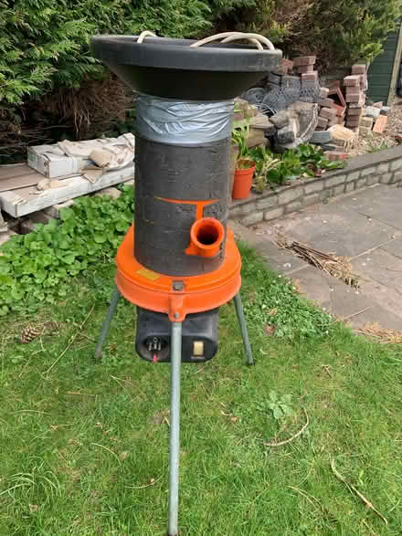 Photo of free Garden shredder Alko H1100 (Abraham Heights LA1) #2