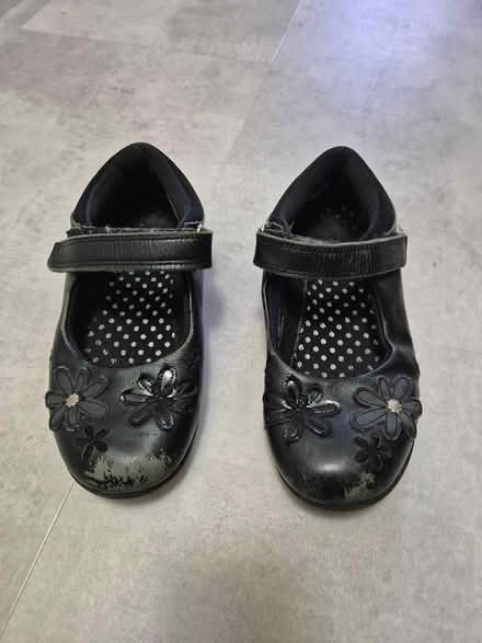 Photo of free School girls shoes (UB5 Northolt) #2
