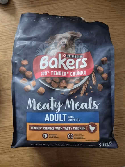 Photo of free 99% full dog food (L4) #1