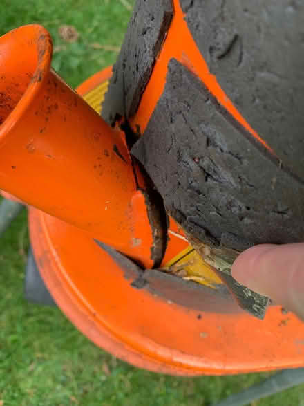 Photo of free Garden shredder Alko H1100 (Abraham Heights LA1) #4