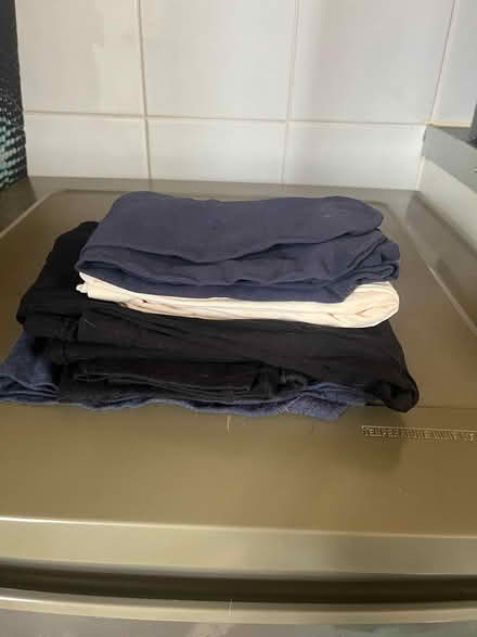 Photo of free Leggings & Tights (Morden SM4) #1