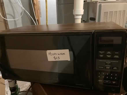 Photo of free Microwave (Sylvan Lake, Michigan) #1