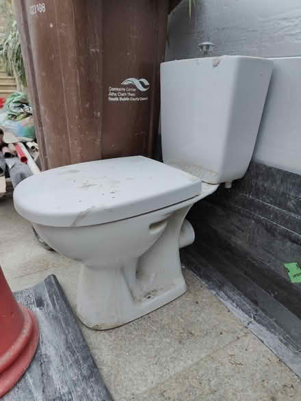 Photo of free Toilet (A96k4ax) #1