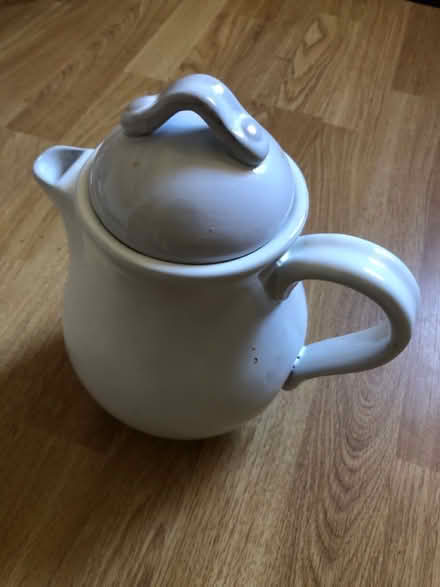Photo of free Water jar (Shooter’s hill) #1