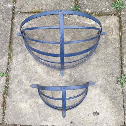 Photo of free Wall mounted plant baskets (Owlpen GL11) #1