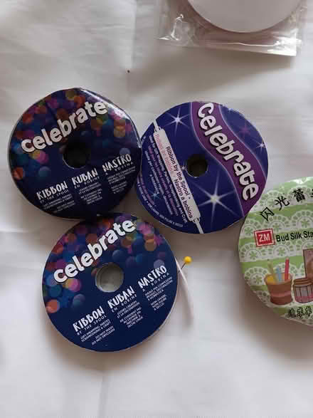 Photo of free Paper craft ribbons (Chipping Ongar CM5) #1