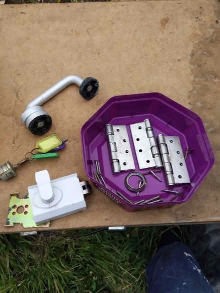 Photo of free Door lock, keys, handle and hinges (Hollingdean BN1) #1
