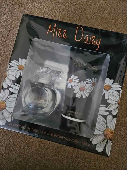 Photo of free Miss Daisy Perfume & Shower Gel (Minehead) #1