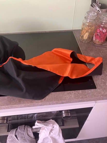 Photo of free Degree regalia (Tavistock) #3