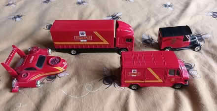 Photo of free Royal Mail commemorative models (Crookes (S10)) #1